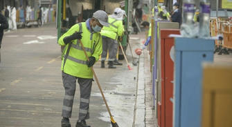 City Beauticians: Unveiling the Daily Life of Sanitation Workers