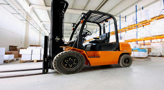 German Forklift Operators: Behind-the-Scenes Heroes of Industrial Sites